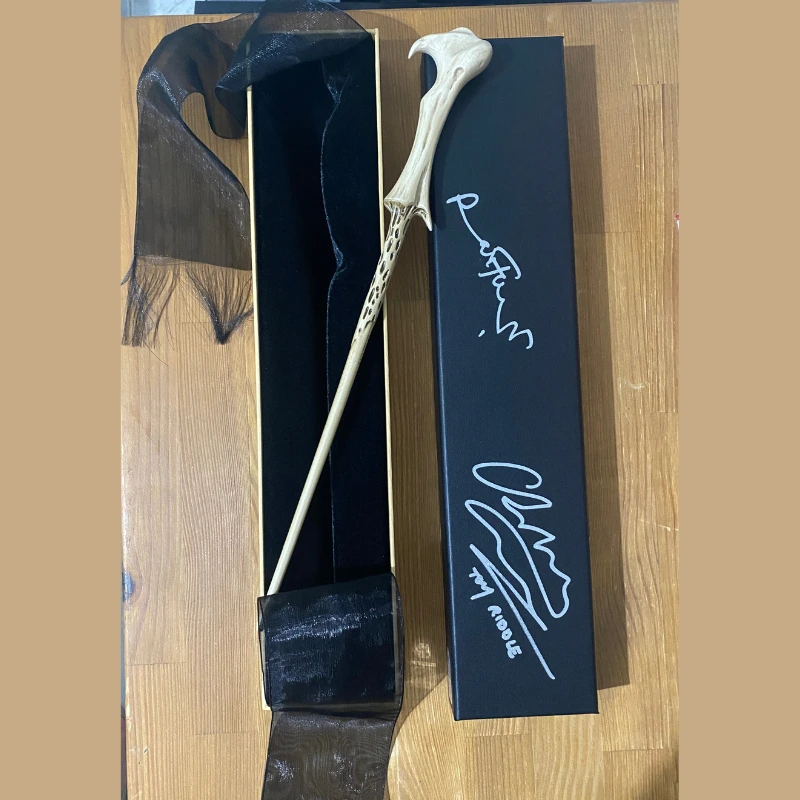 varita-firmada-tom-riddle-y-lord-voldemort